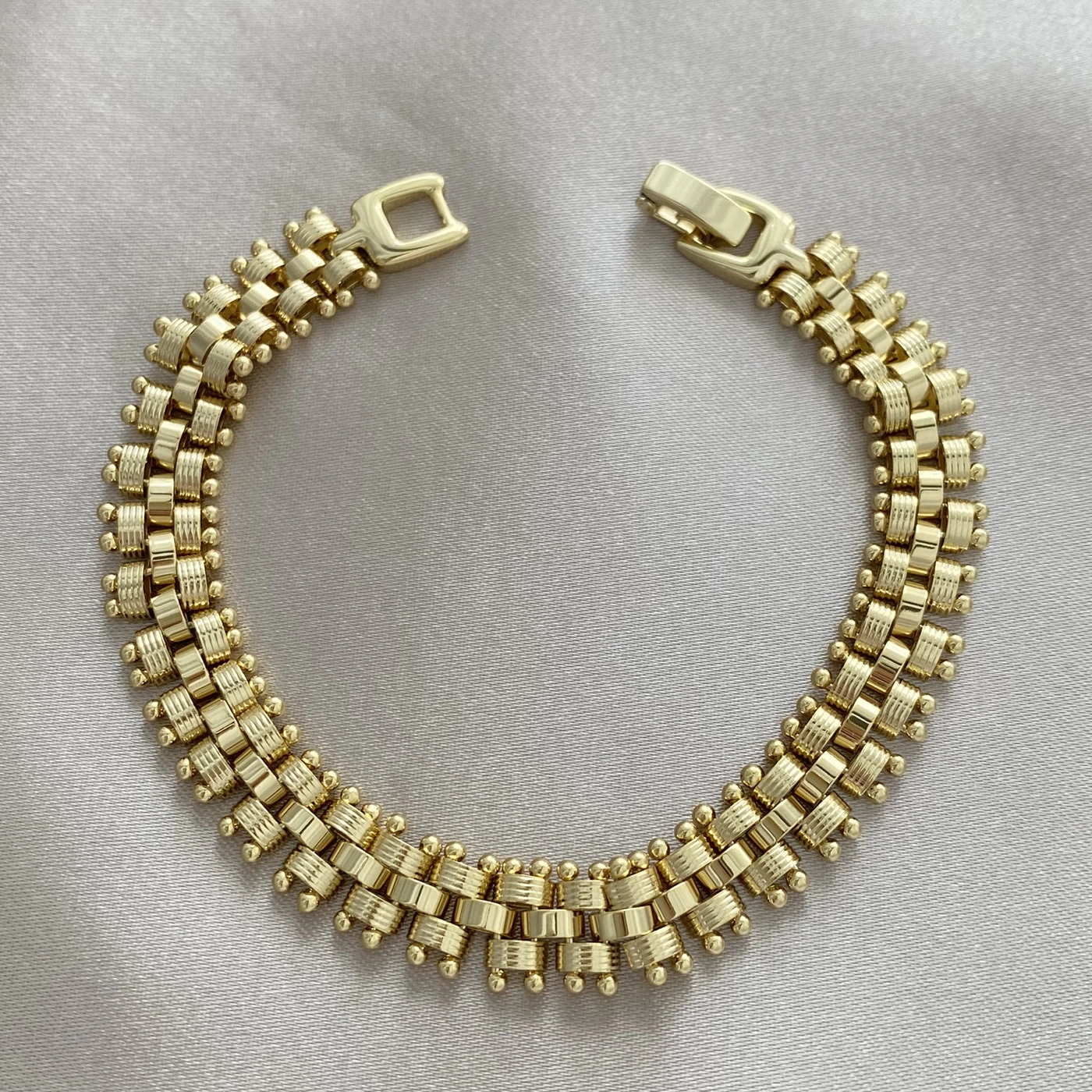 Tırtıklı Tasarım Bileklik Xuping Gold