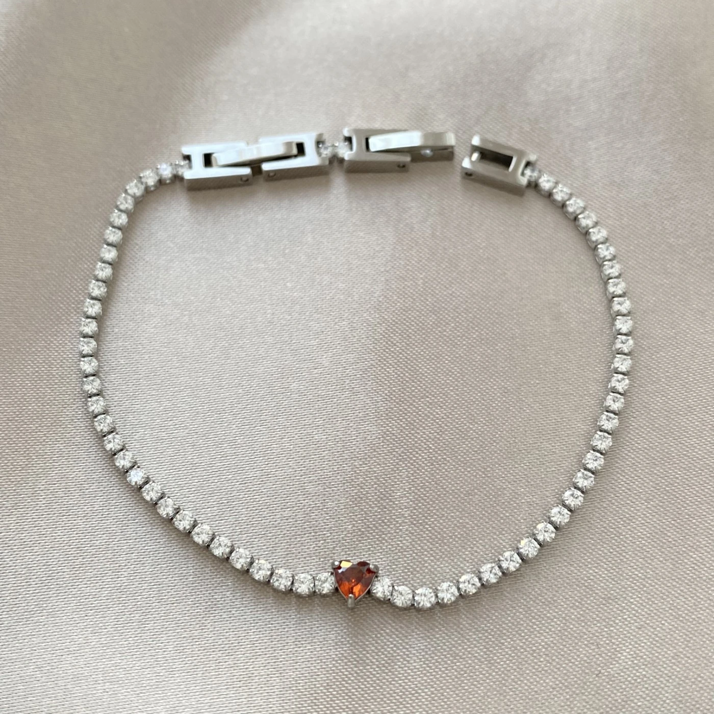 Minimal Kırmızı Kalp Detay Suyolu Bileklik Xuping Silver (1 mm)