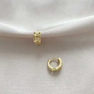 İşlemeli Minimal Halka Küpe Xuping Gold