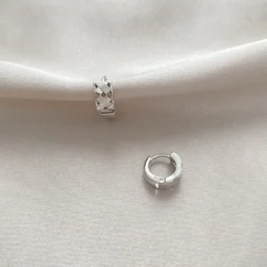 İşlemeli Minimal Halka Küpe Xuping Silver